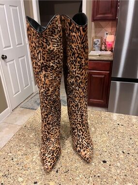 SCHUTZ Leopard Print Knee-High Heeled Boots - Tan and Black